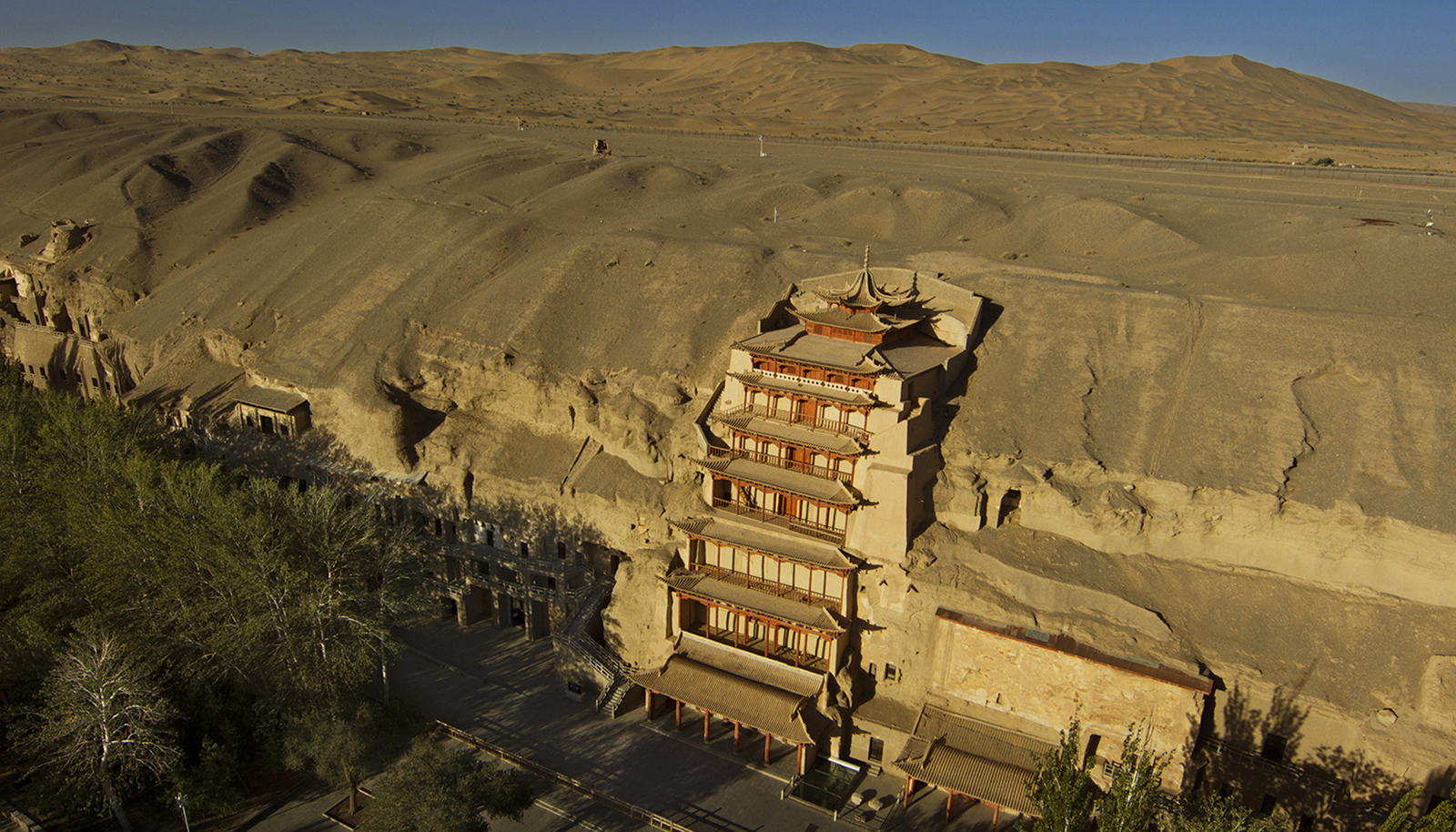 甘肃之光，高科技重塑未来，前沿科技魅力体验